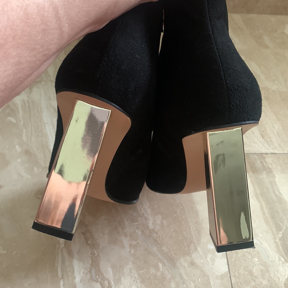 Booties - Picture 6 of 9